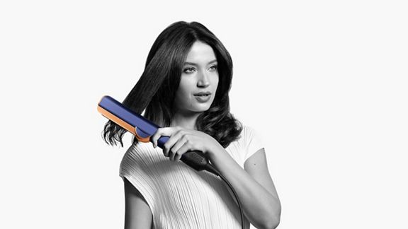Dyson Airstrait™ Lisseur séchant Velours Rouge